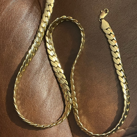 It’s 174 grams of 14k Italian  gold Cuban link - Picture 2 of 5